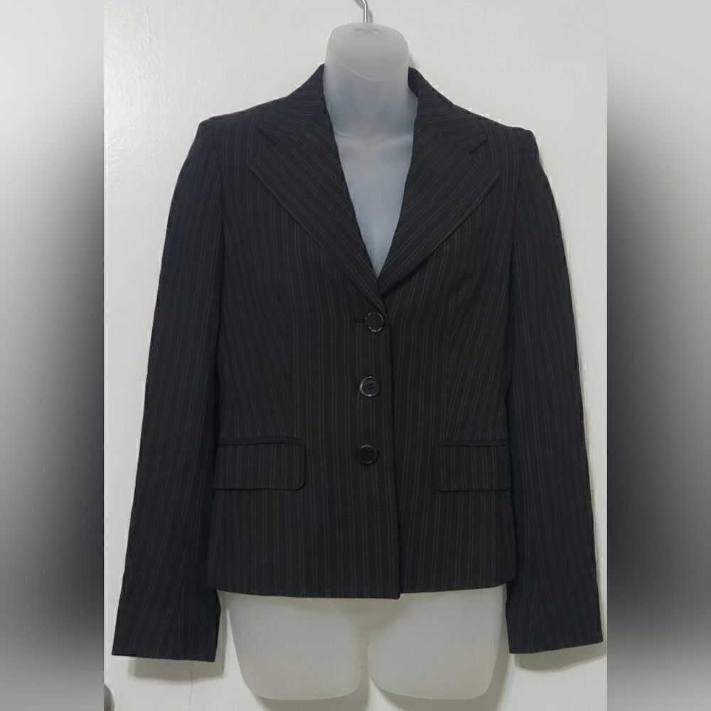 Max Mara suits Pinstripe size 4